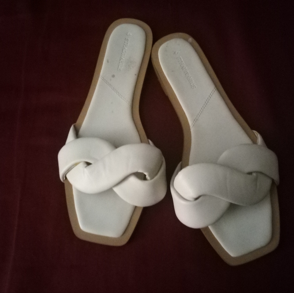 Stradivarius White Slide Sandals with Twisted Knot Design